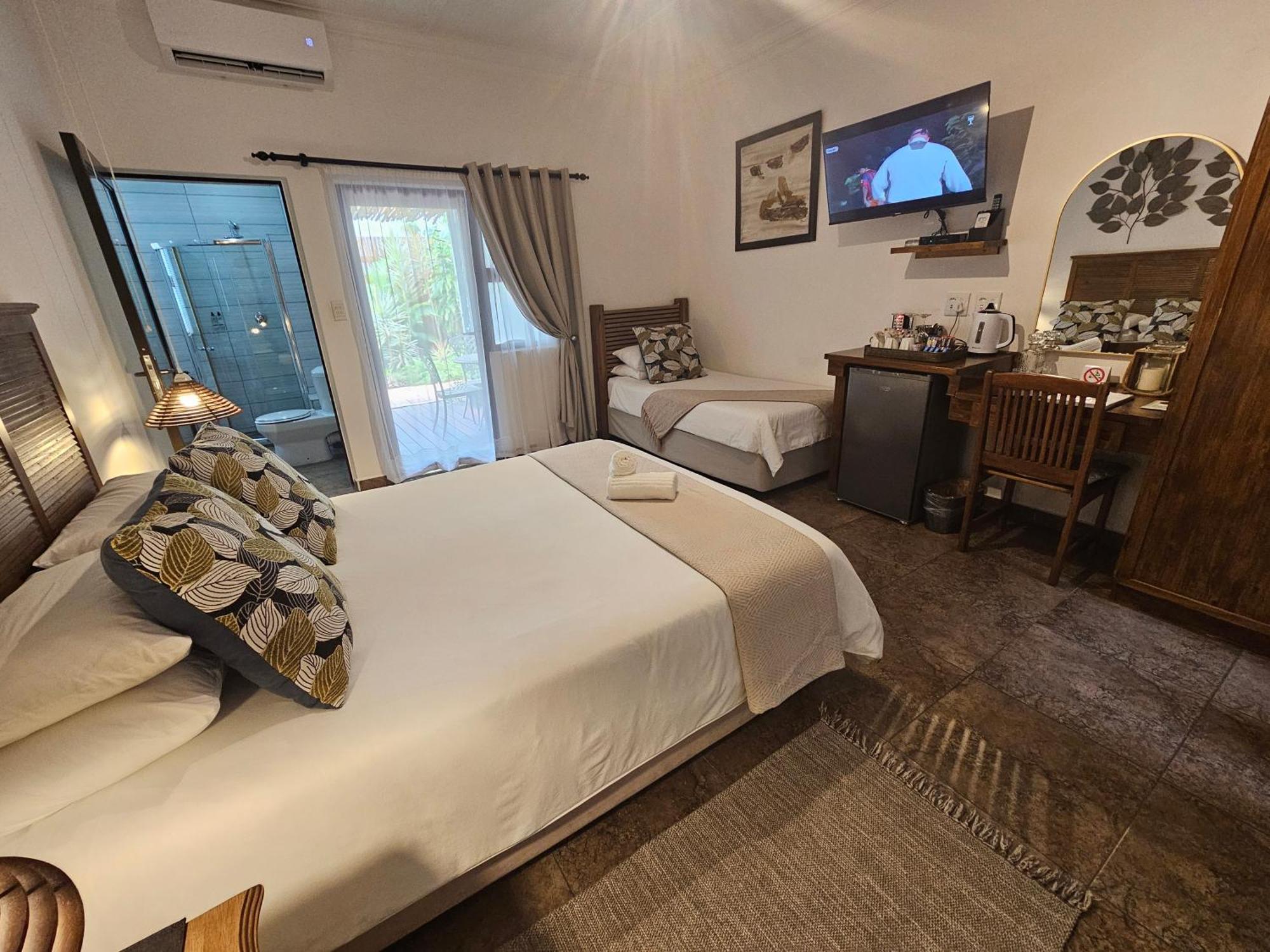 Leopard Corner Lodge St Lucia Exterior photo